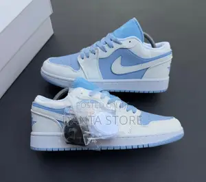 Air Jordan 1 Low Sneakers