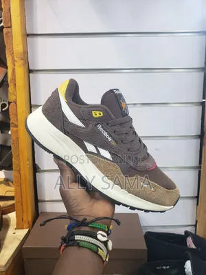 Men's Sneakers Reebok Material Leather