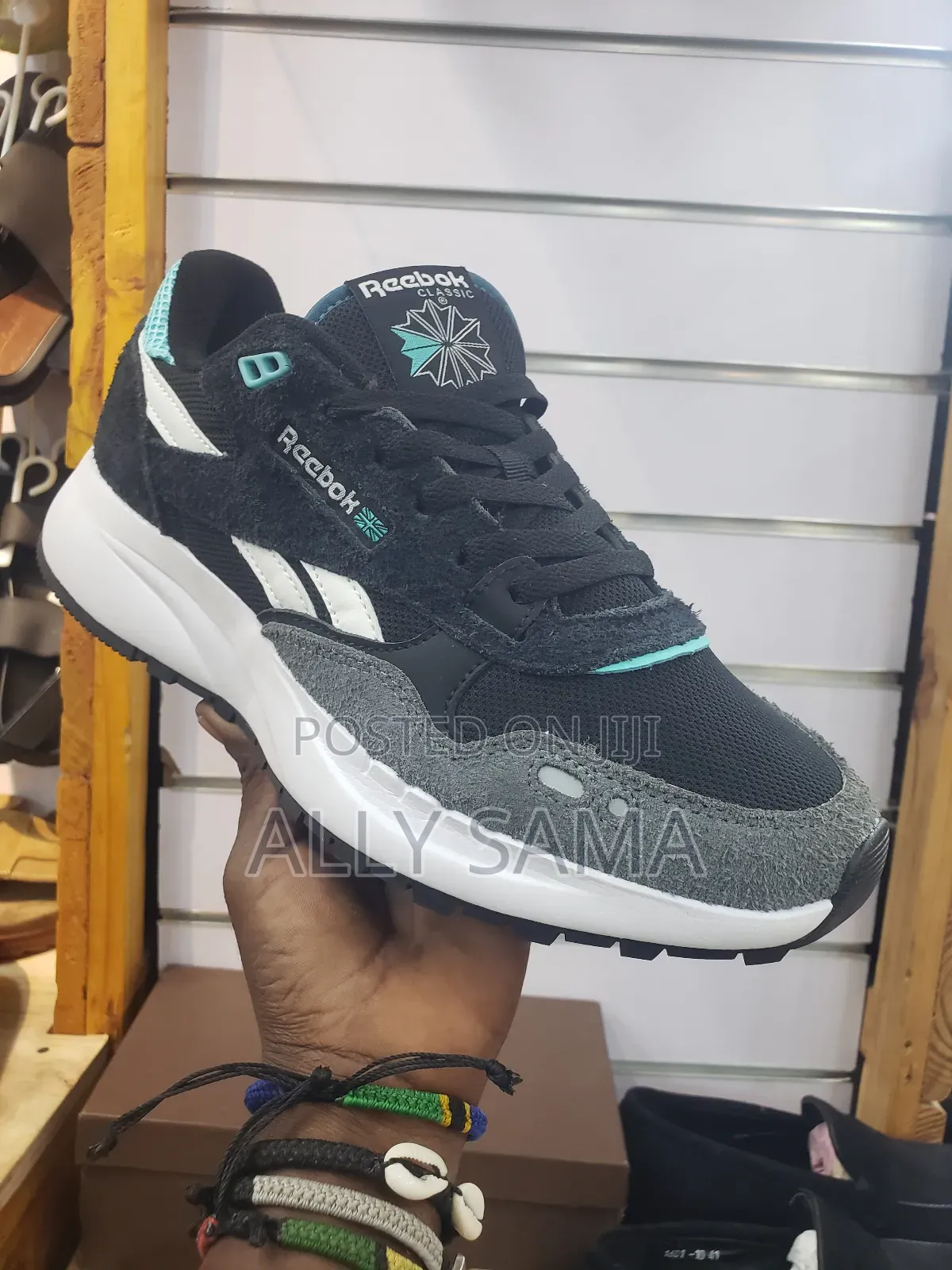 Men's Sneakers Reebok Material Leather