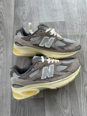New Version of Nw Balance Sneakers