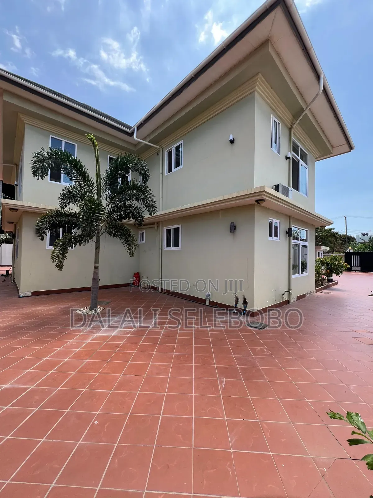 5bdrm Bungalow in Mbweni Jkt for sale