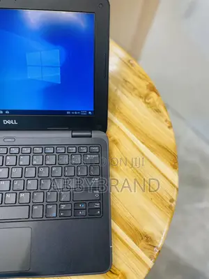 Laptop Dell Latitude 3189 4GB Intel SSD 128GB