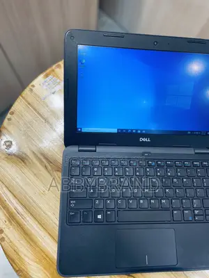 Laptop Dell Latitude 3189 4GB Intel SSD 128GB