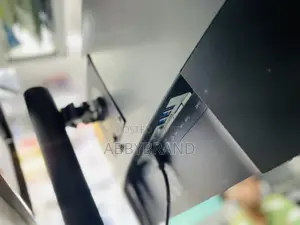 Dell Frameless, Curved and Frameless Monitor
