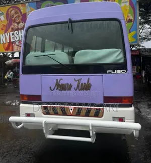 Mitsubishi Fuso Rosa 2004
