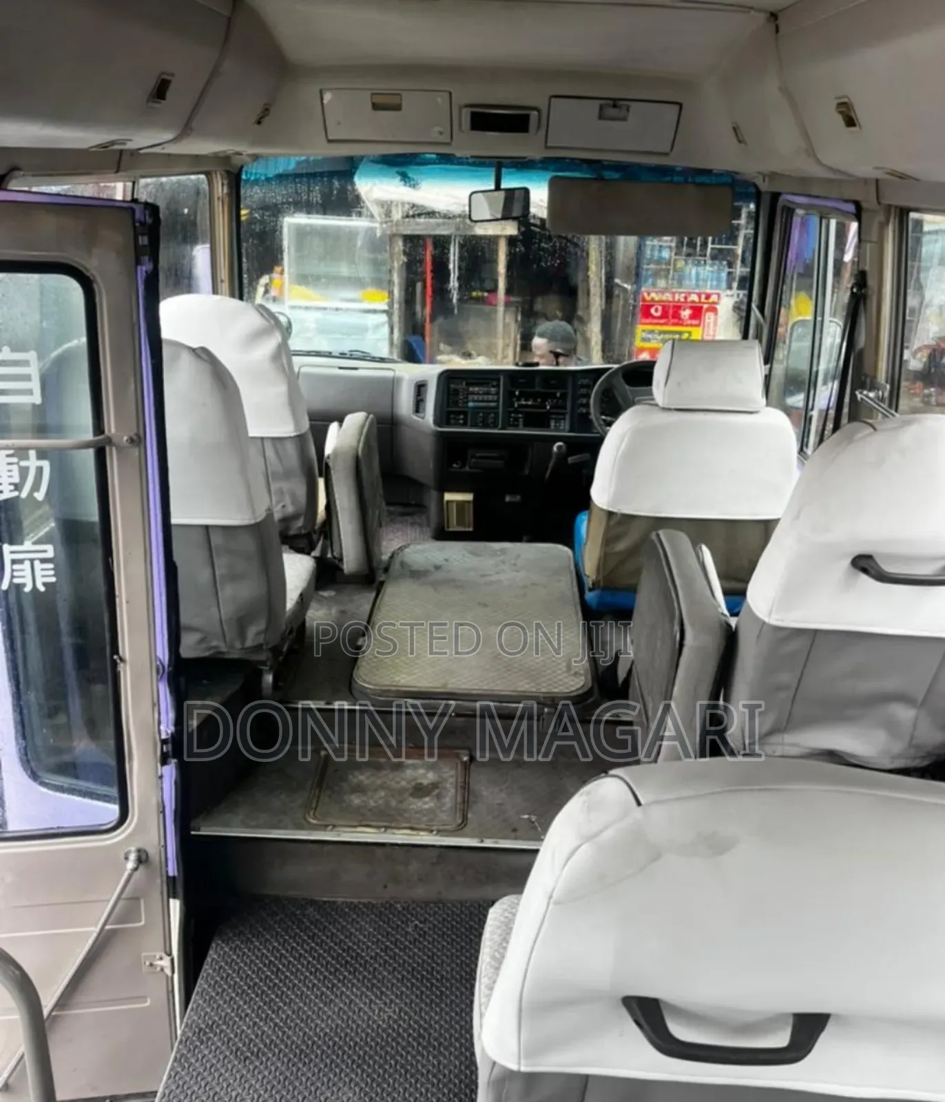 Mitsubishi Fuso Rosa 2004