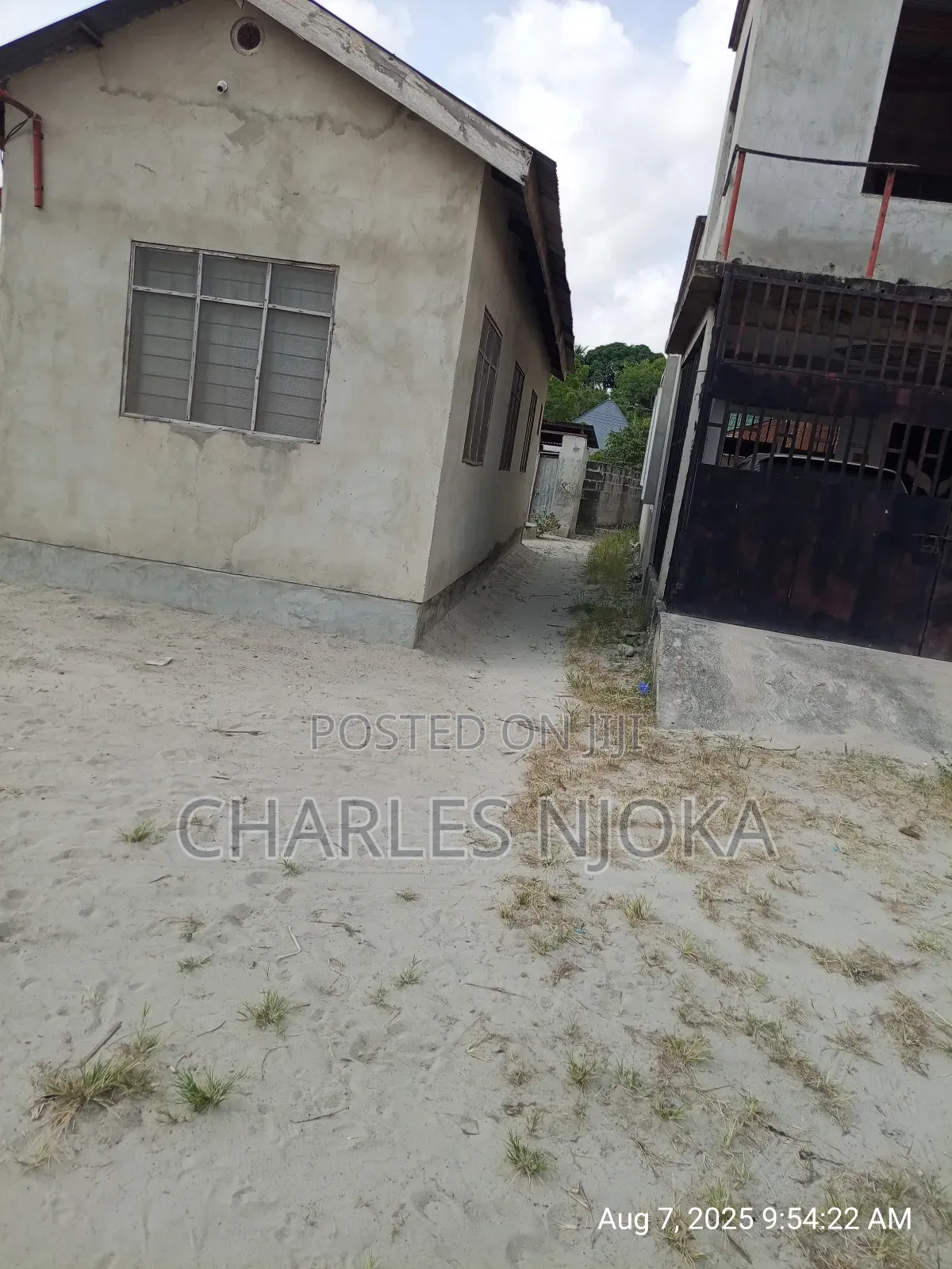 2bdrm House in Tanzania Daresalaam for sale