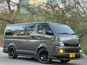 Toyota Quantum 2013 Grey