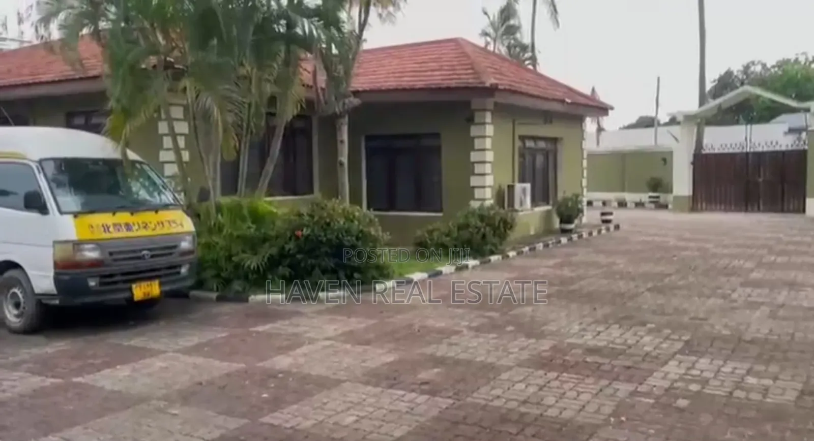 4bdrm House in Mikocheni for sale