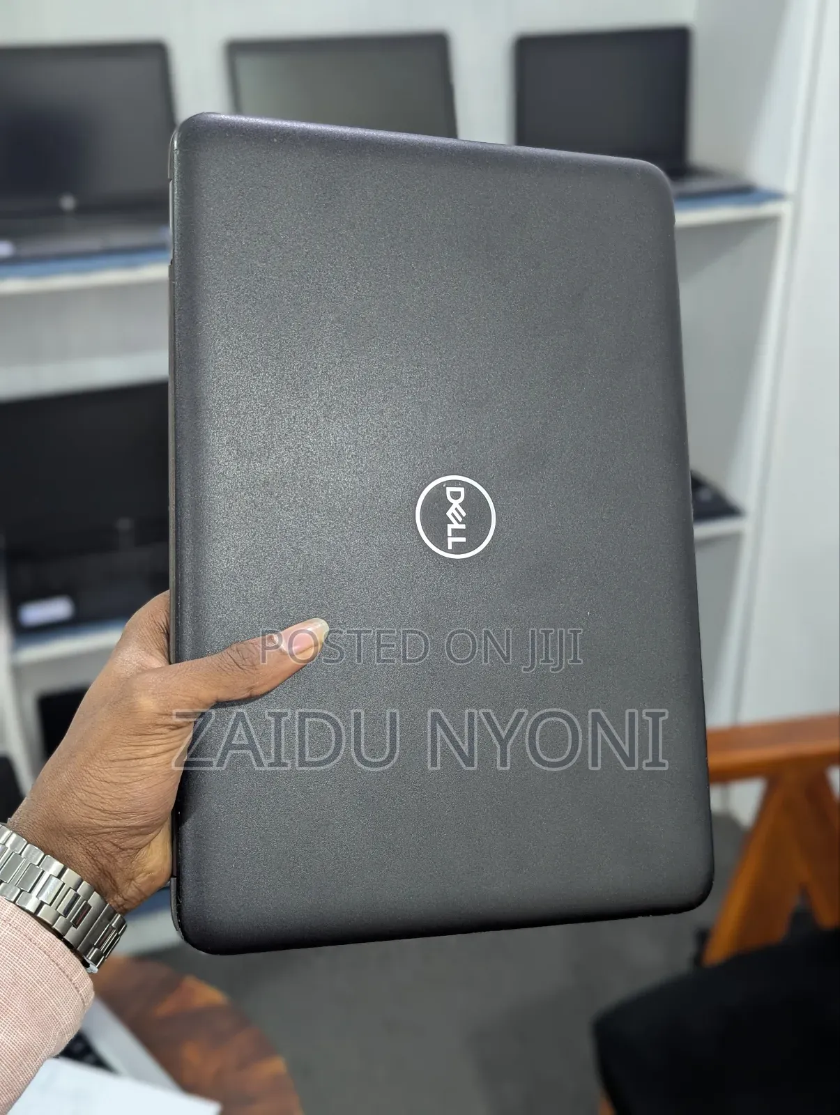 New Laptop Dell Latitude 3189 4GB Intel SSD 128GB