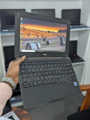 New Laptop Dell Latitude 3189 4GB Intel SSD 128GB