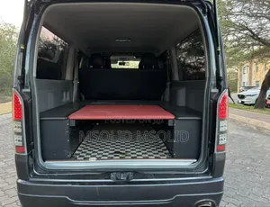 Toyota HiAce 2010 Gray