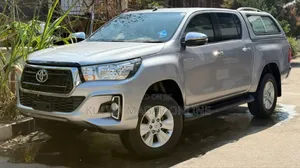 Toyota Hilux 2020 Silver