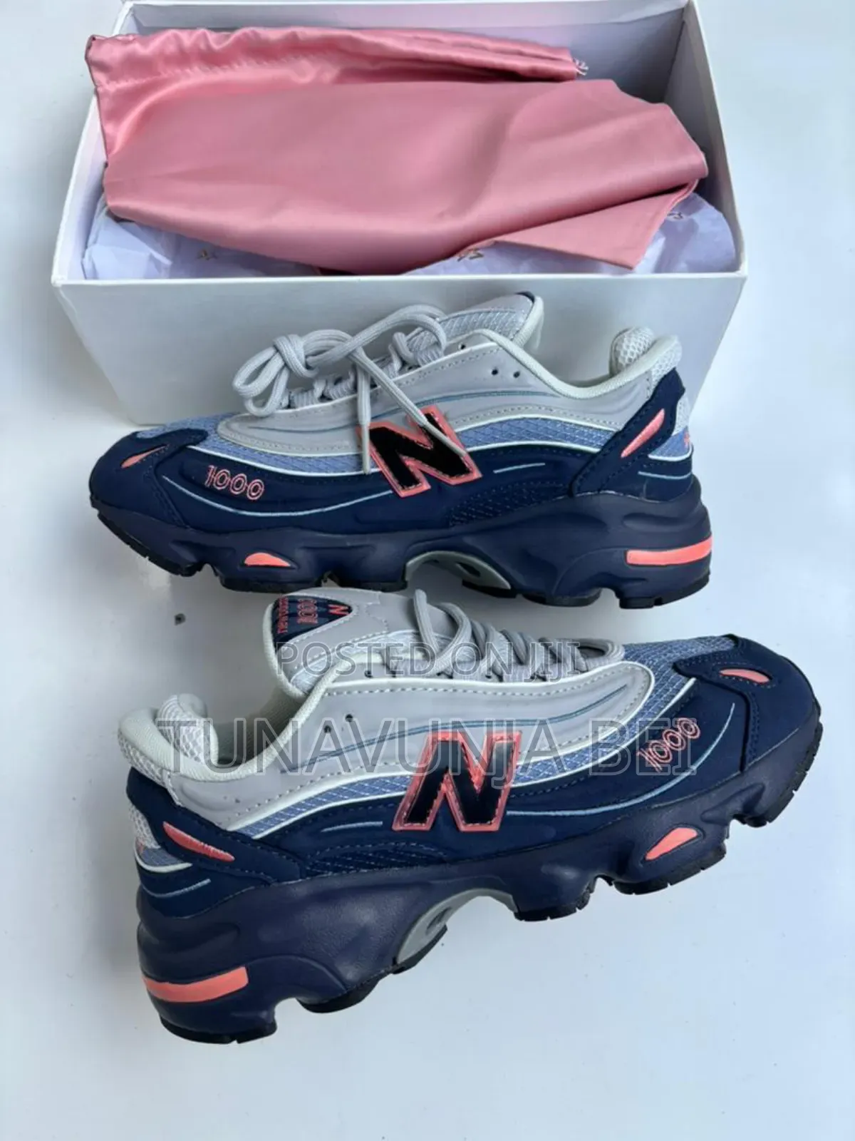 New Balance 1000