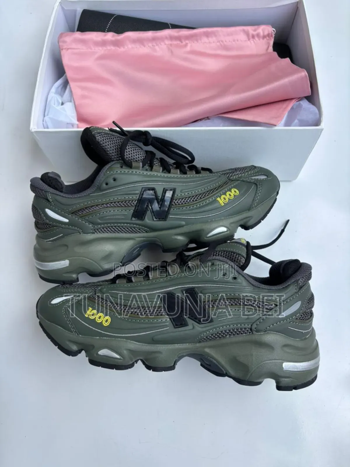 New Balance 1000