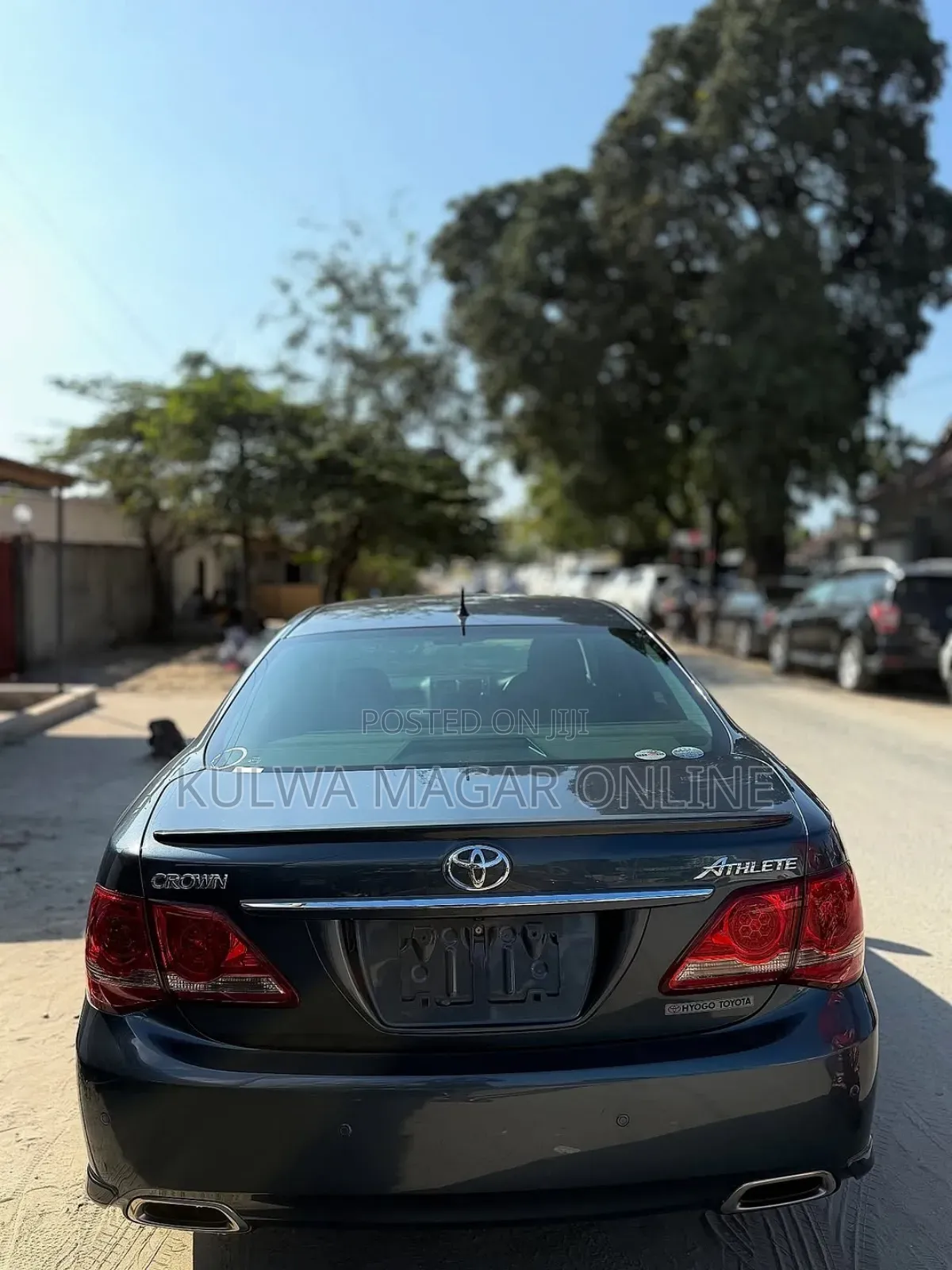 Toyota Crown 2010 White
