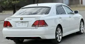 Toyota Crown 2007 White