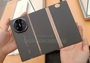New Huawei Mate XT Ultimate Design 1 TB Black