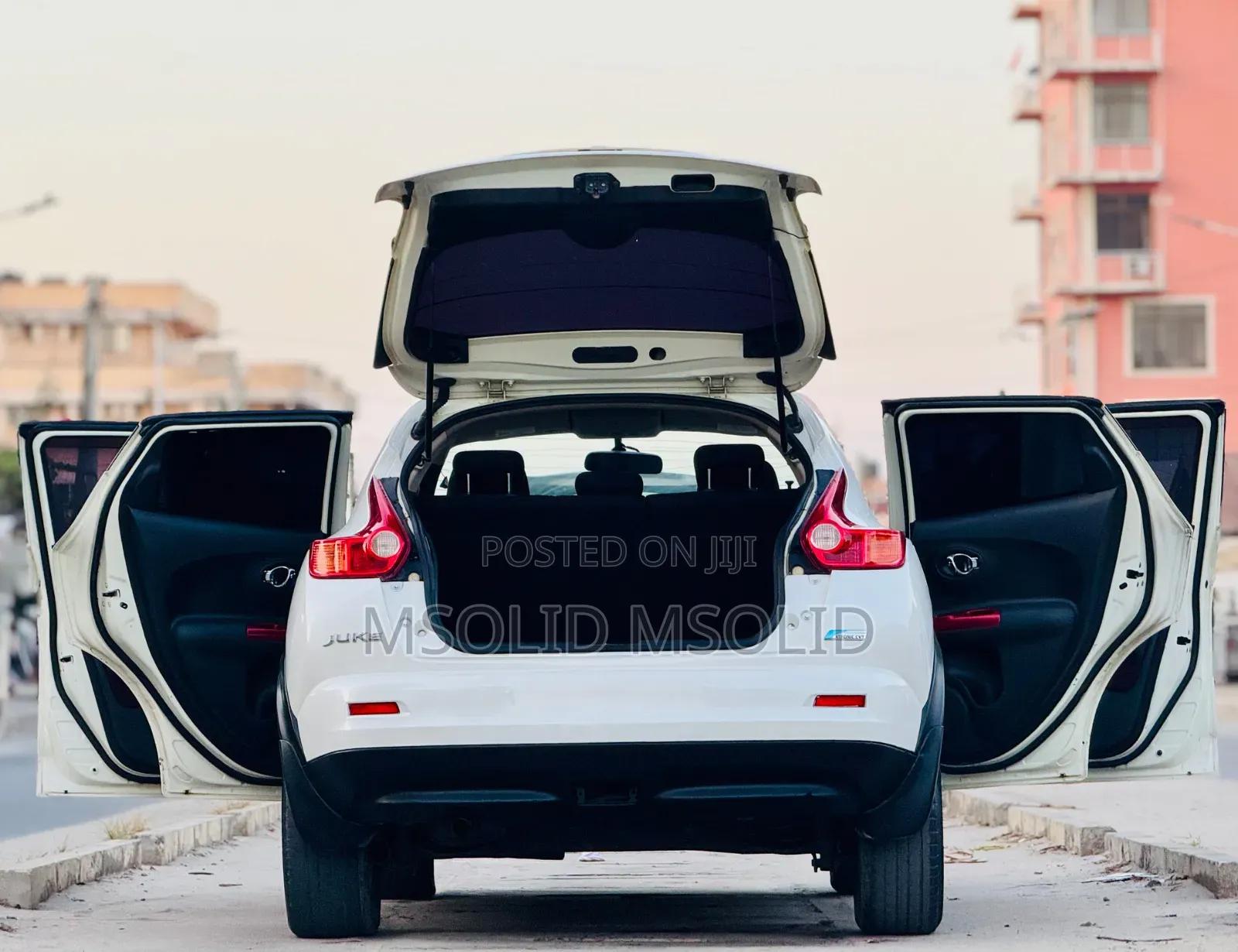 Nissan Juke 2011 White