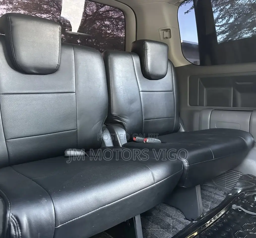 Toyota Noah 2009 Black