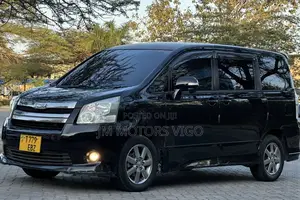 Toyota Noah 2009 Black