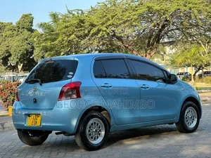 Toyota Vitz 2007 Blue