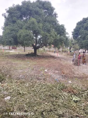 Kiwanja Kinauzwa Milioni 4,500,000/ Ukonga Majohe Rada.