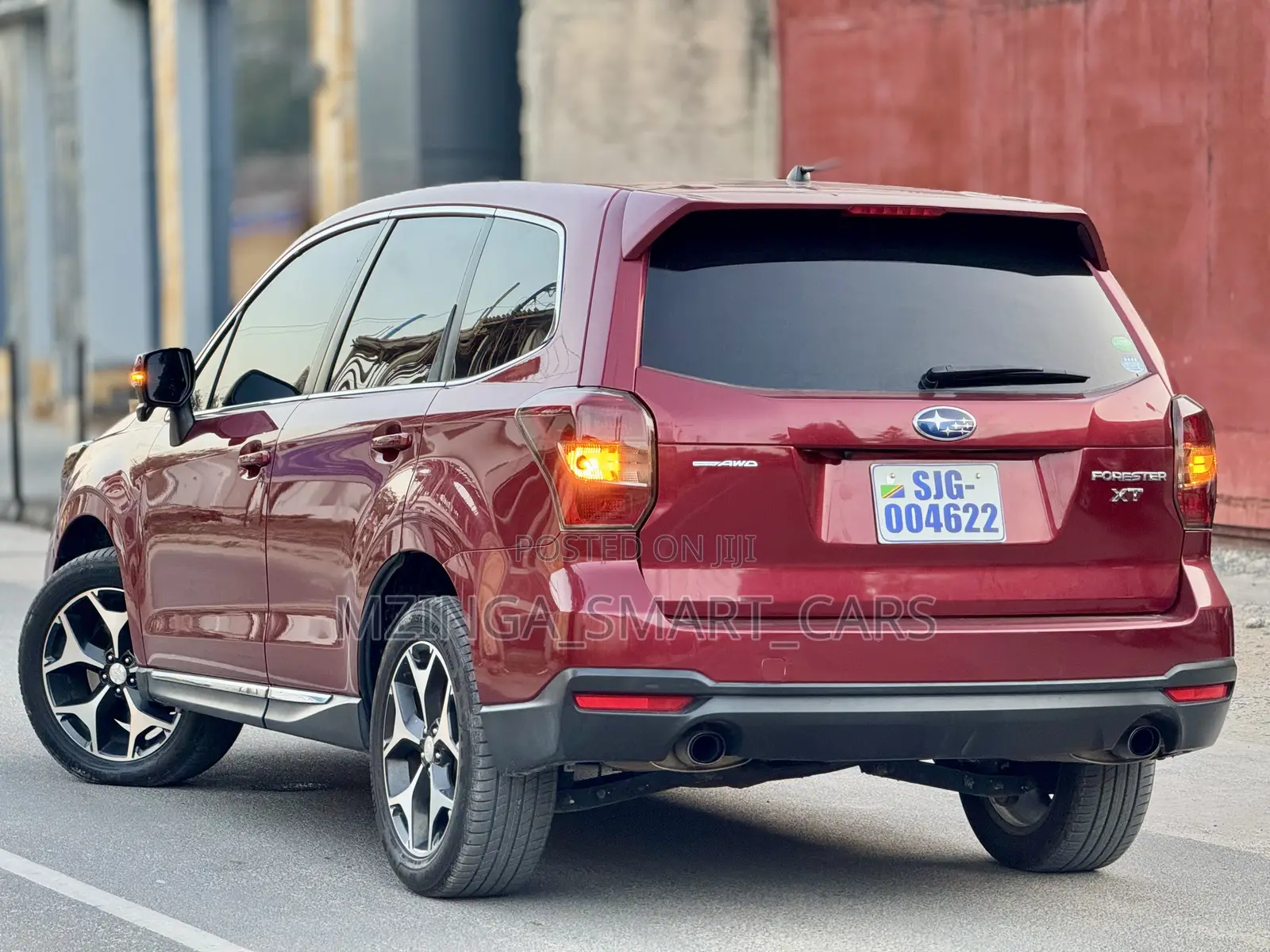 Subaru Forester 2.0XT Premium 4dr SUV AWD (2.0L 4cyl Turbo CVT) 2014
