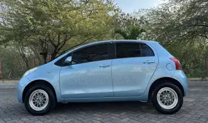 Toyota Vitz 2007 Blue