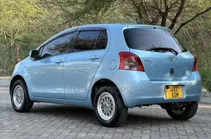 Toyota Vitz 2007 Blue