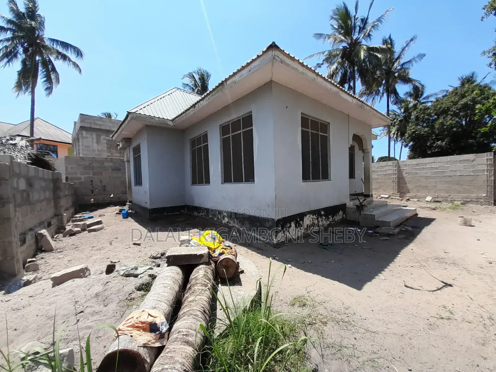 3bdrm House in Kigamboni Kibugumo for sale