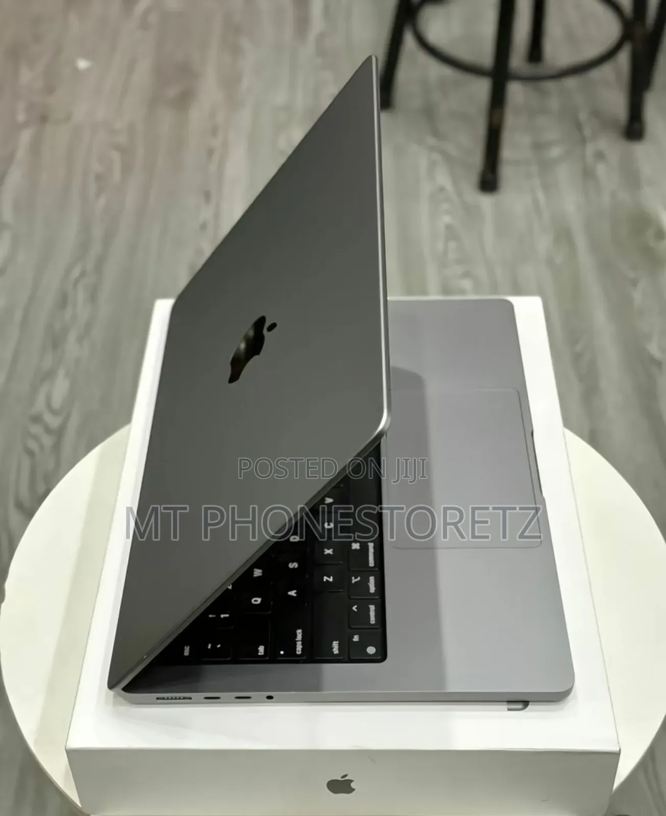 New Laptop Apple MacBook Pro 2021 M1 16GB Intel Core I5 SSD 1T