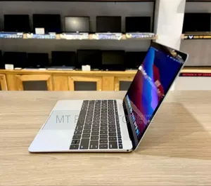 Laptop Apple MacBook Pro 2016 16GB Intel Core I7 SSD 512GB