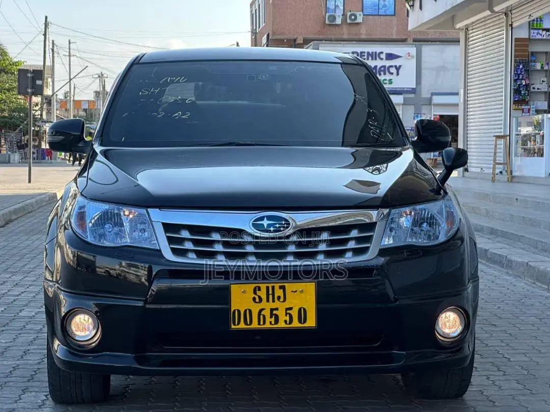 Subaru Forester 2011 Black
