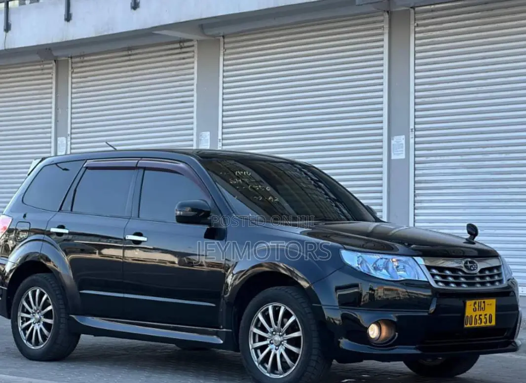 Subaru Forester 2011 Black