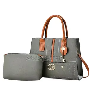 Pochi Kubwa Na Wallet Yake