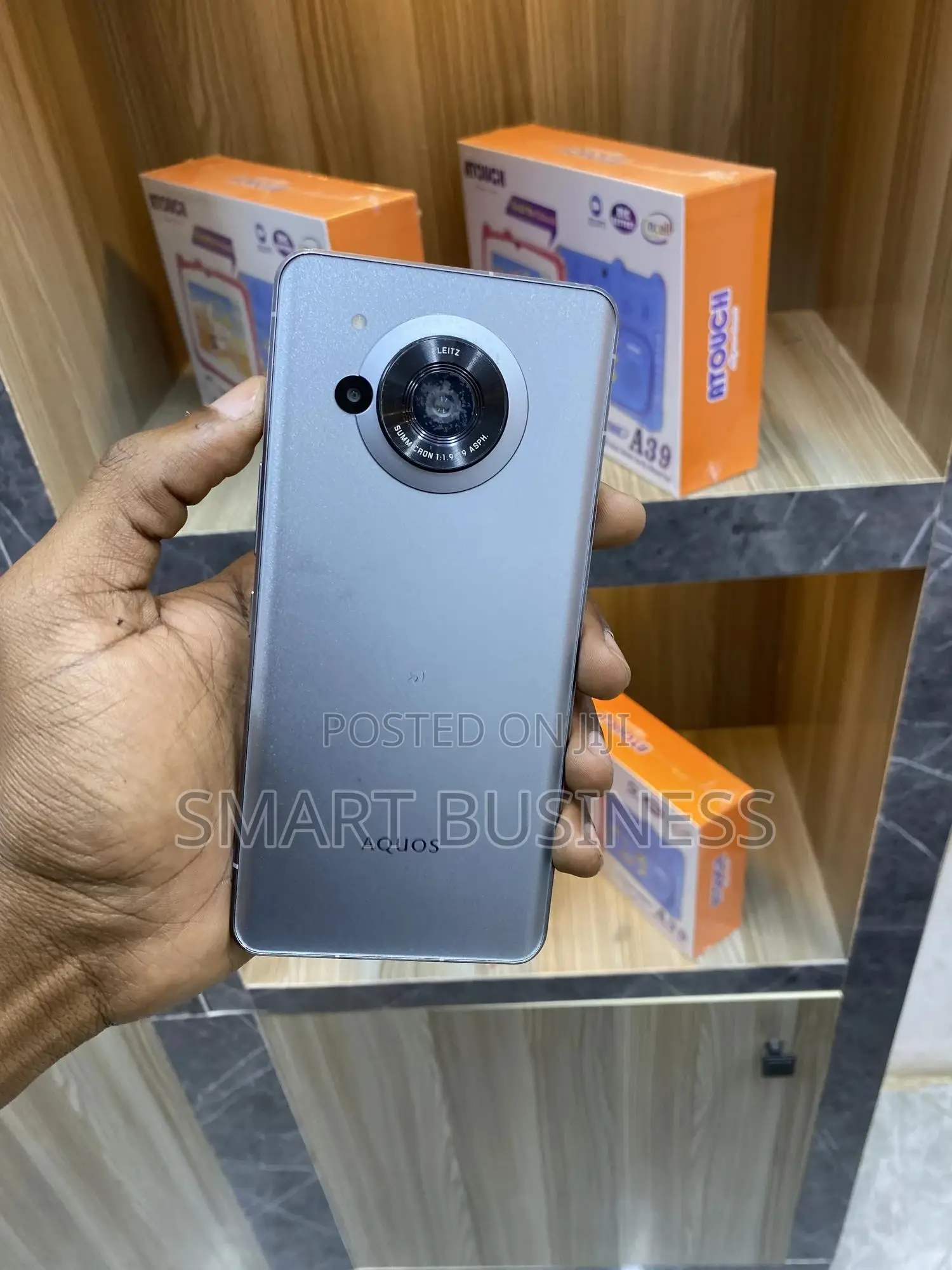 New Sharp Aquos R7 256 GB Silver