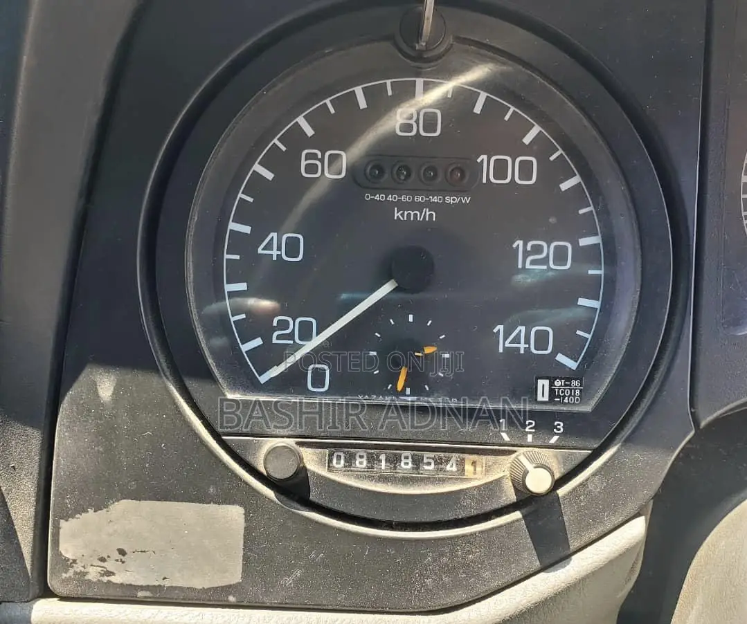 Mitsubishi Fuso Longbase 4 Tonnes 6d17 Unregistered Mpya.