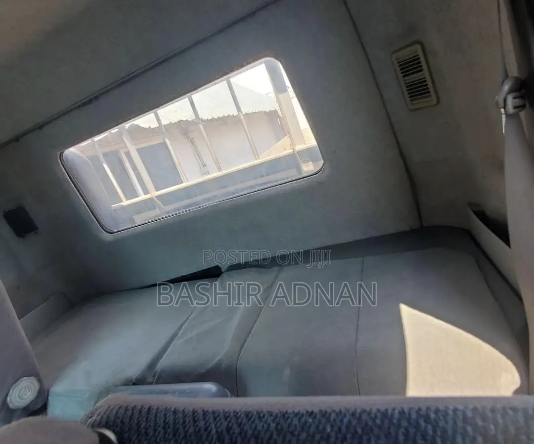 Mitsubishi Fuso Longbase 4 Tonnes 6d17 Unregistered Mpya.