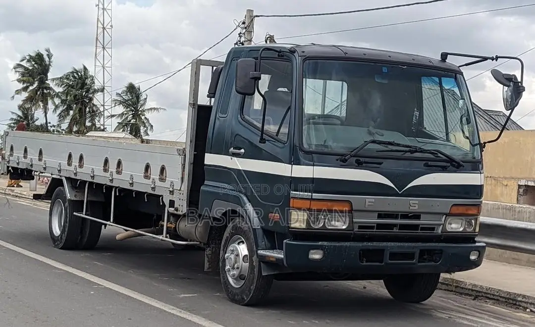 Mitsubishi Fuso Longbase 4 Tonnes 6d17 Unregistered Mpya.