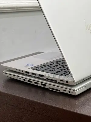 Laptop HP EliteBook 830 G5 8GB Intel Core I5 SSD 256GB