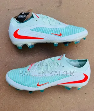 Nike Phantom Sports Shoes