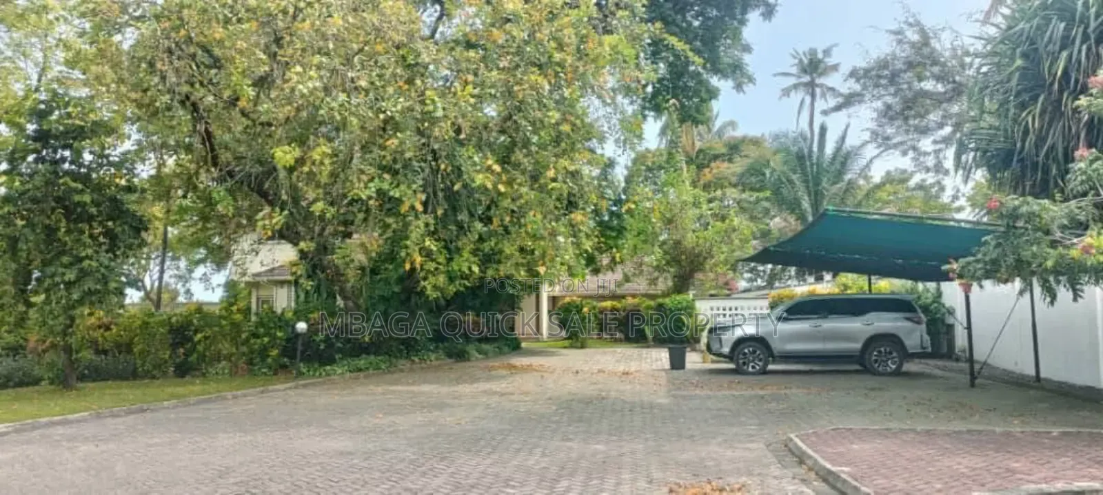 Furnished 4bdrm House in Msasani Beach for sale