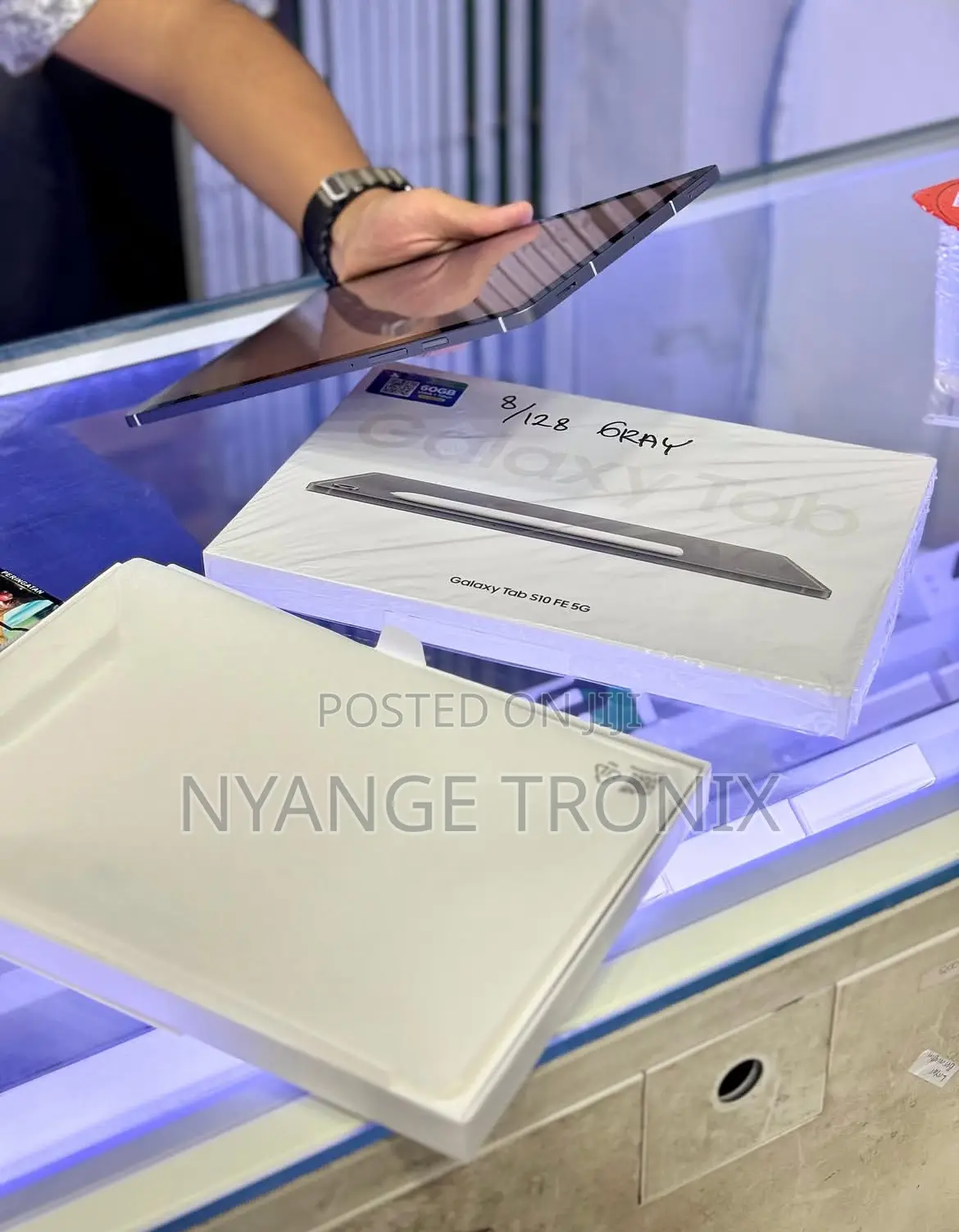 New Samsung Galaxy Tab S10 FE 128 GB Silver