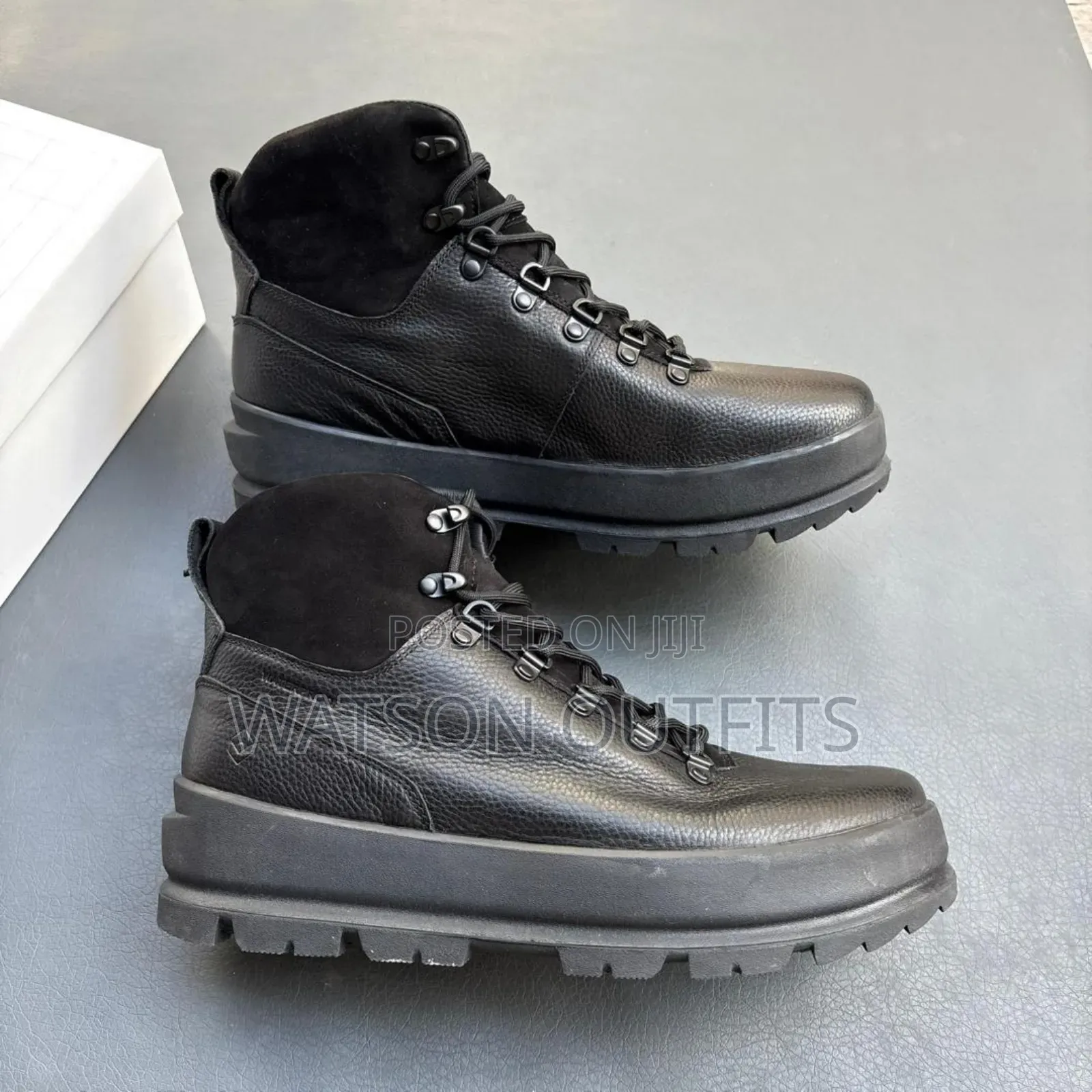 Men's Shoes Very Very Classical and Hot