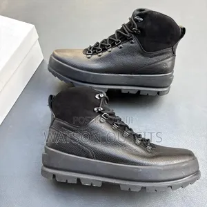Men's Shoes Very Very Classical and Hot