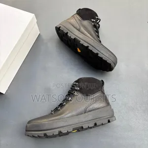 Men's Shoes Very Very Classical and Hot