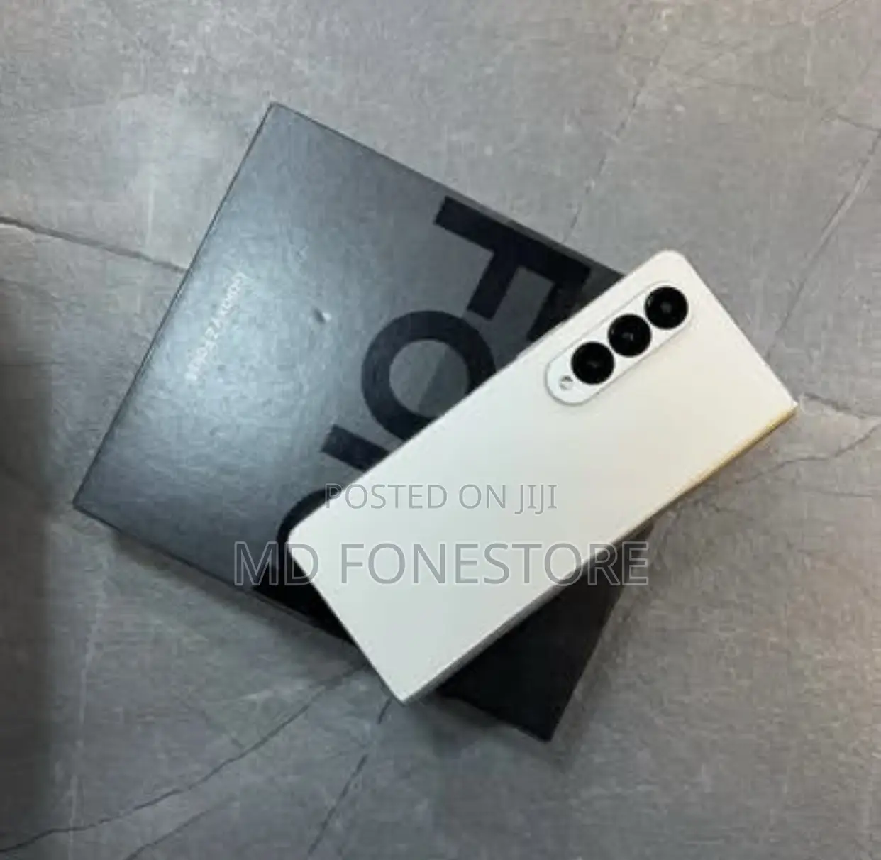 New Samsung Galaxy Z Fold4 256 GB White