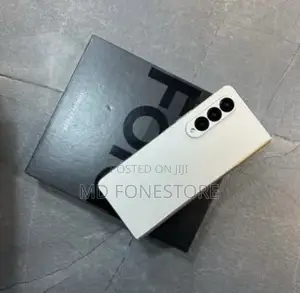 New Samsung Galaxy Z Fold4 256 GB White