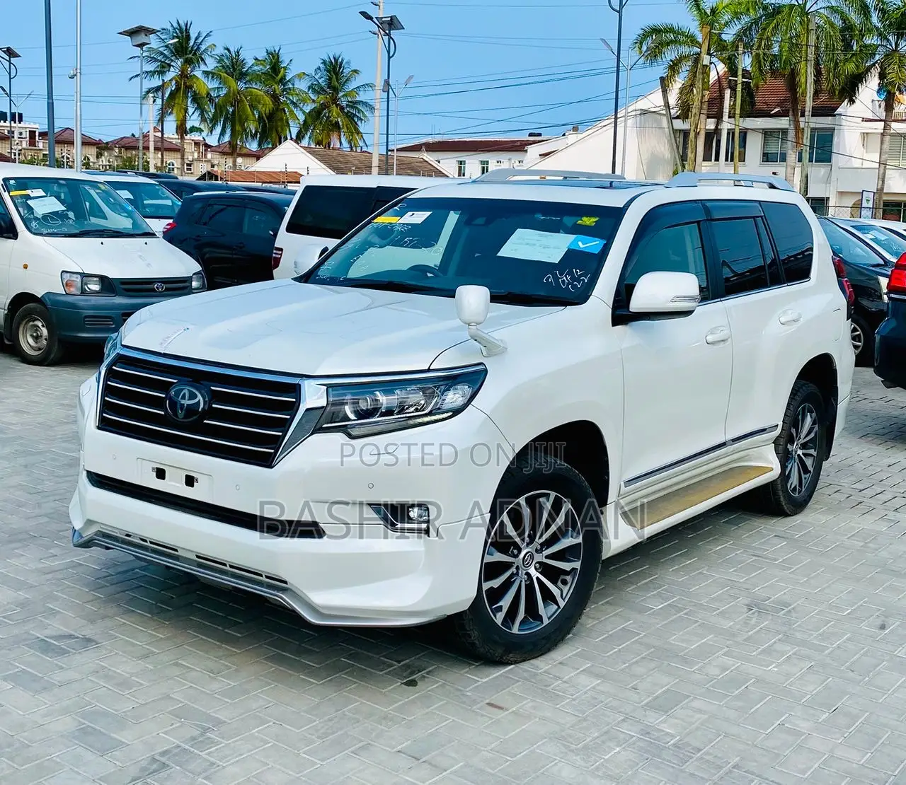 Toyota Land Cruiser Prado 2.8 2017 White